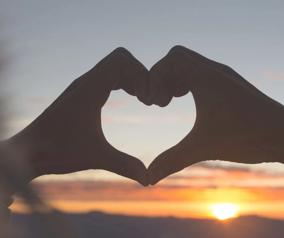 20 Bible Verses About Love and Strength
